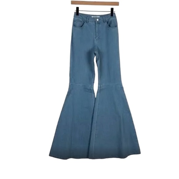 Haute Hippie High Waist‎ Wide Leg Bell Bottom Blue Jeans Size 4 New MSRP$278 - Picture 1 of 11